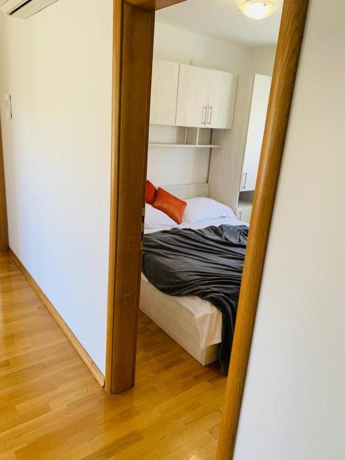 Apartments Nika Sukošan エクステリア 写真